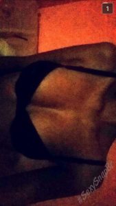 jeune-femme-mariee-sur-snap-cul-19