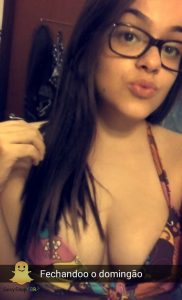 étudiantes-sexy-à-sauter-05