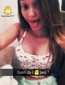 étudiantes-sexy-à-sauter-33